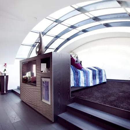 No13 Hotel 4*